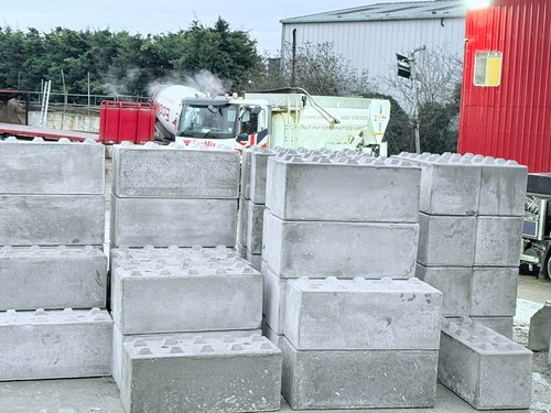 Concrete interlocking blocks - concrete,