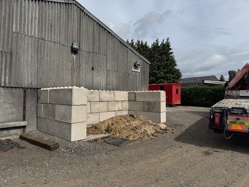 Interlocking concrete precast - concrete,
