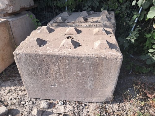 1800kg concrete interlocking - concrete,