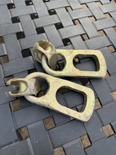 2 Concrete Lego Block Lifting